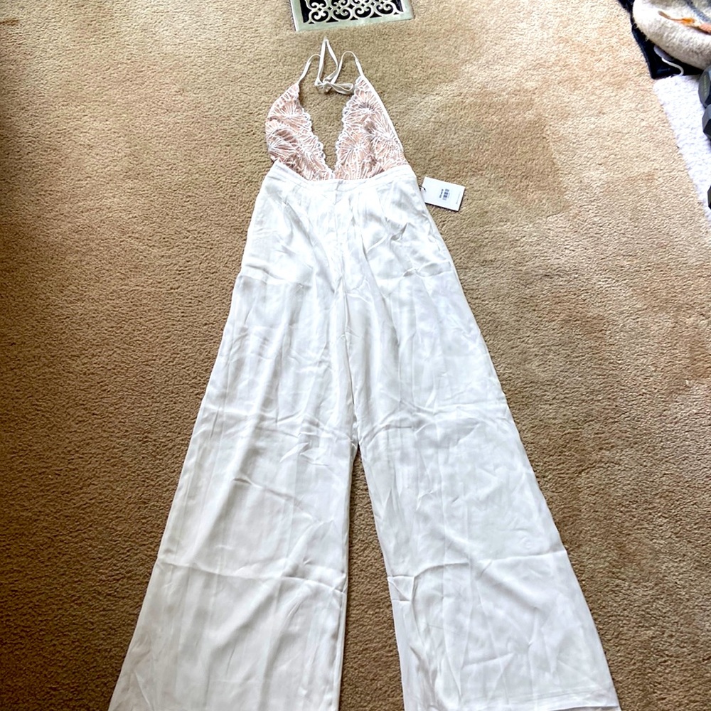 Hello Molly Cordelia White Jumpsuit - Picture 4 of 4